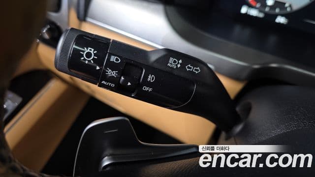 Kia Sorento 2022 — Фото 17/20