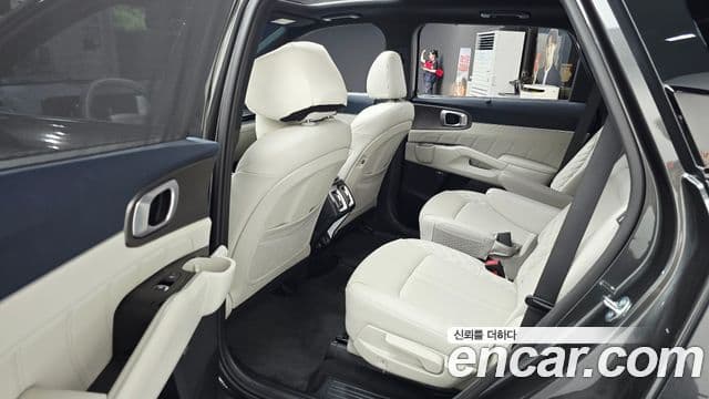 Kia Sorento 2025 — Şəkil 11/20