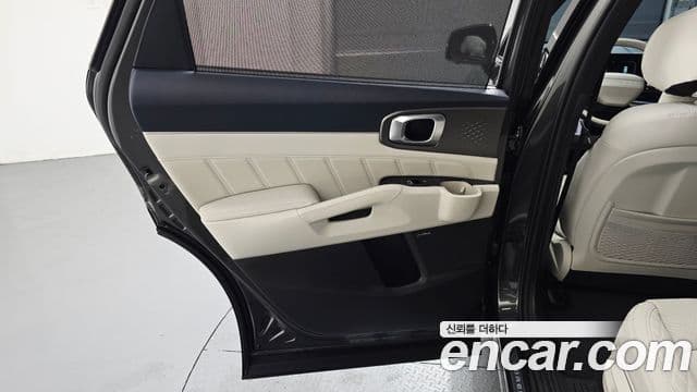 Kia Sorento 2025 — Photo 19/33