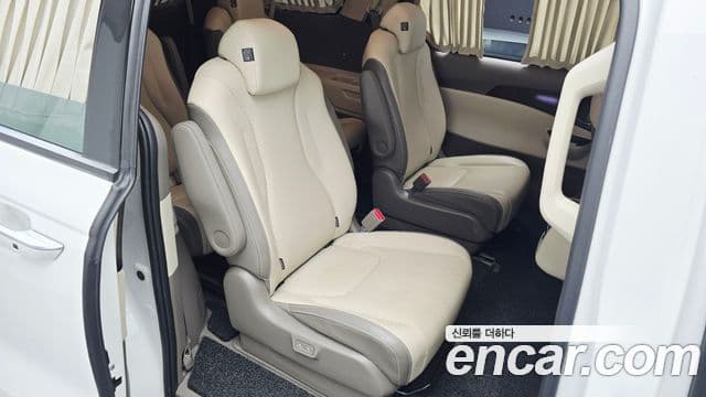 Kia Carnival 2022 — Şəkil 11/20