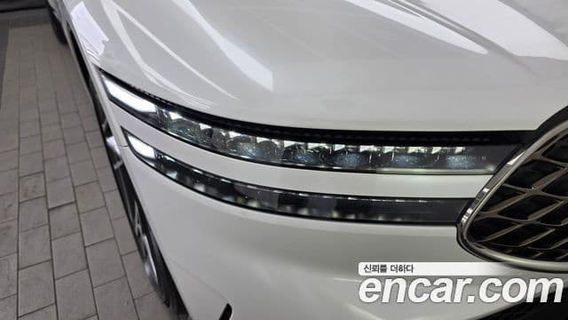 Genesis G90 2025 — Photo 23/35
