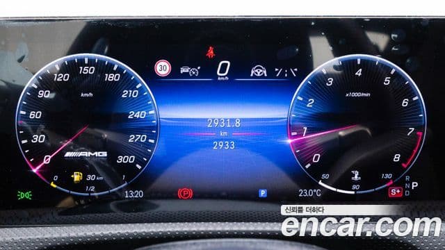 Mercedes-Benz CLA-Class 2025 — Фото 8/20