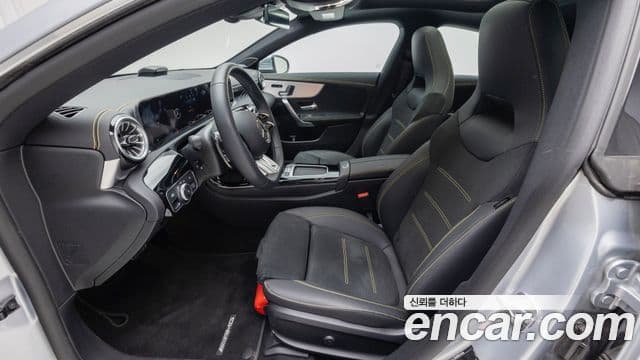 Mercedes-Benz CLA-Class 2025 — Фото 14/20