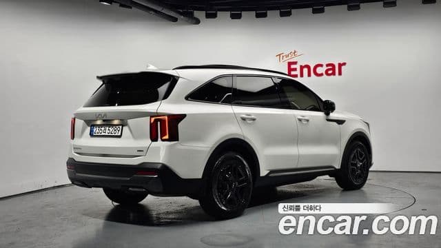 Kia Sorento 2024 — ფოტო 2/20