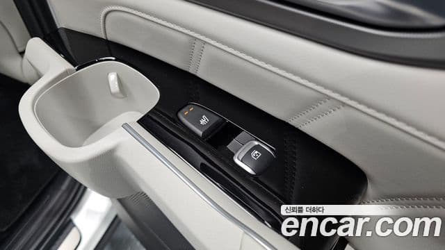 Kia Sorento 2024 — ფოტო 19/20
