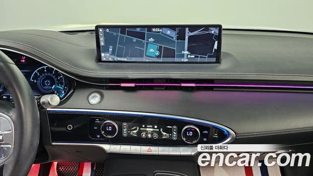 Genesis GV70 2021 — Şəkil 13/20
