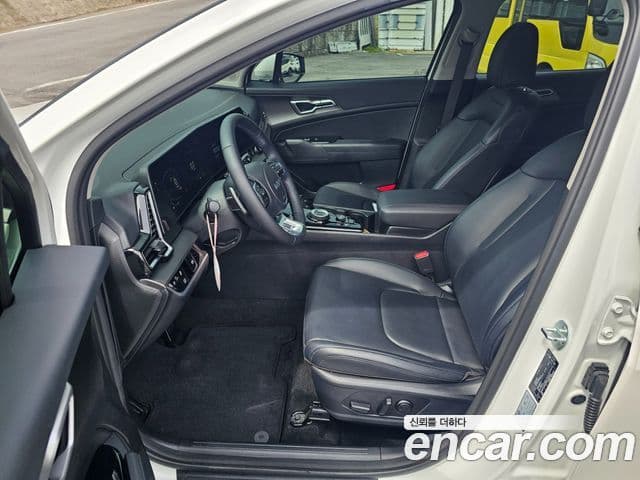 Kia Sportage 2023 — Фото 10/20