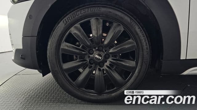 Mini Cooper Countryman 2024 — ფოტო 5/20
