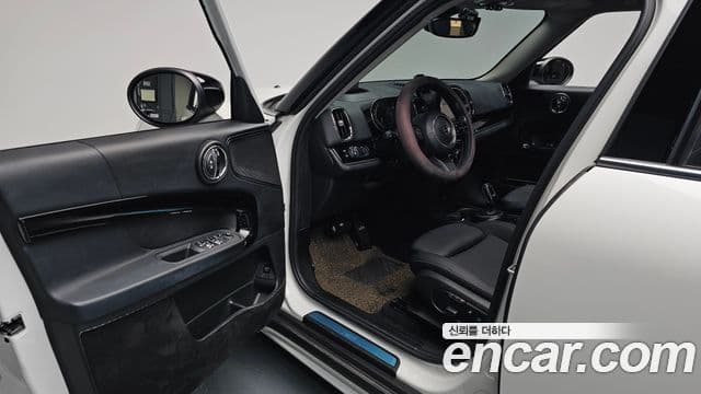 Mini Cooper Countryman 2024 — ფოტო 10/20