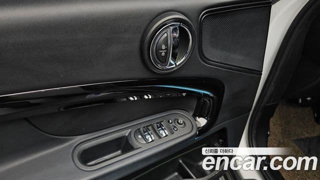 Mini Cooper Countryman 2024 — ფოტო 17/20