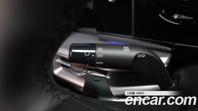 Hyundai Grandeur Hybrid 2022 — Şəkil 13/34