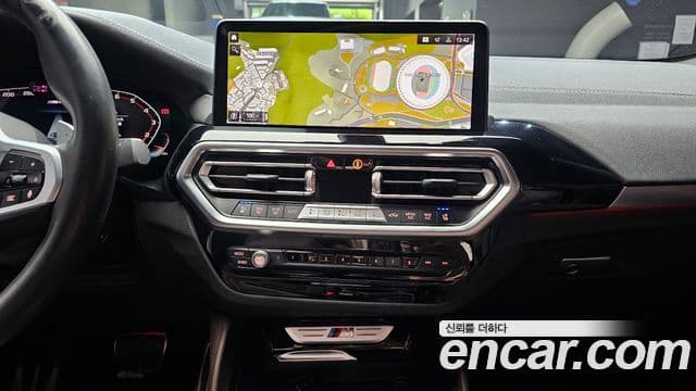BMW X4 2023 — ფოტო 14/20