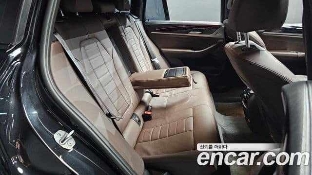 BMW X4 2023 — Photo 2/32