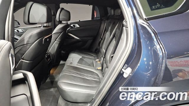 BMW X6 2025 — Photo 31/35
