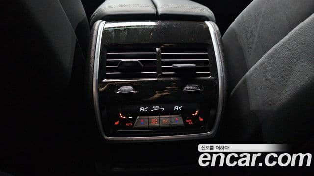 BMW X6 2025 — Photo 16/35