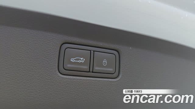 Genesis GV80 2022 — ფოტო 17/20