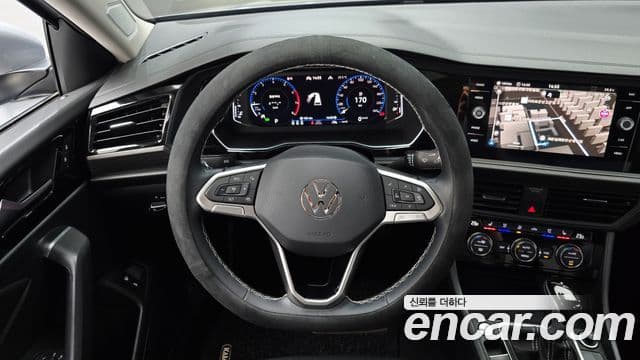 Volkswagen Jetta 2023 — Şəkil 14/20