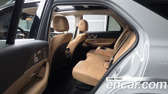 Mercedes-Benz GLE-Class 2023 — Şəkil 12/20