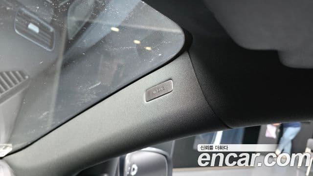 Mercedes-Benz GLS-Class 2022 — Photo 34/36