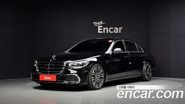 Mercedes-Benz S-Class 2023 — Фото 1/20