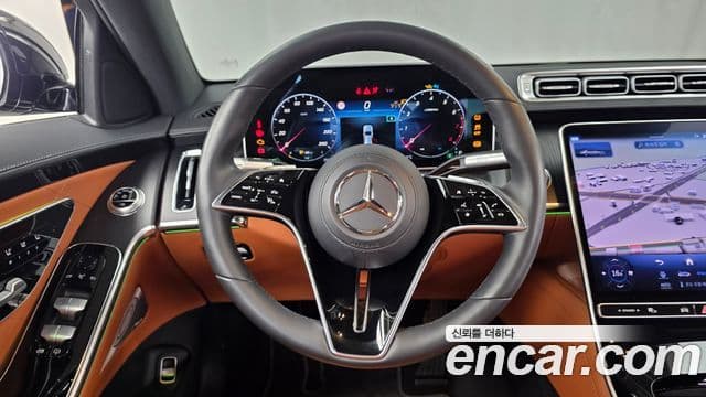 Mercedes-Benz S-Class 2023 — Фото 13/20