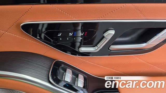 Mercedes-Benz S-Class 2023 — Фото 18/20