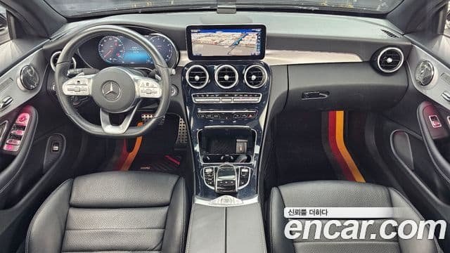 Mercedes-Benz C-Class 2020 — ფოტო 7/20