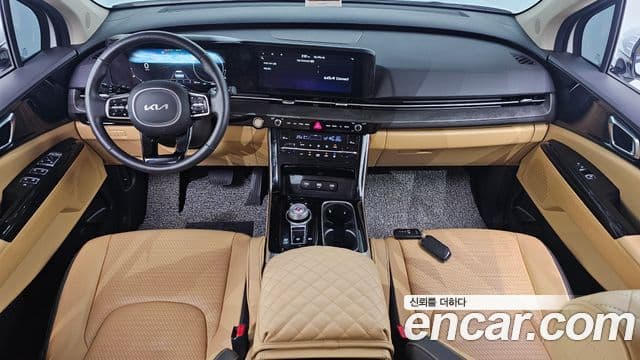 Kia Carnival 2023 — Фото 7/20