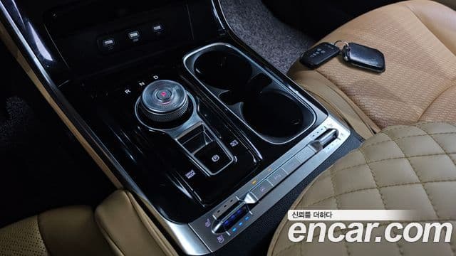 Kia Carnival 2023 — Фото 9/20
