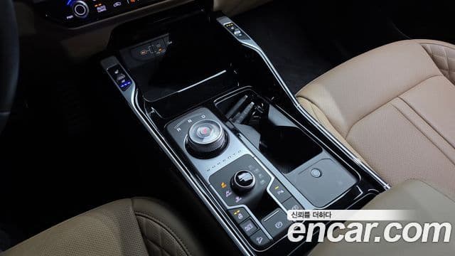 Kia Sorento 2024 — ფოტო 9/33