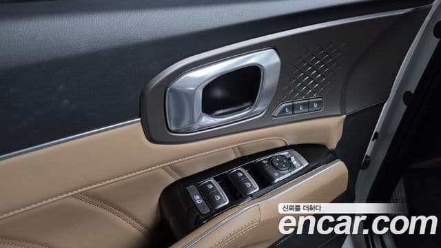 Kia Sorento 2024 — ფოტო 22/33