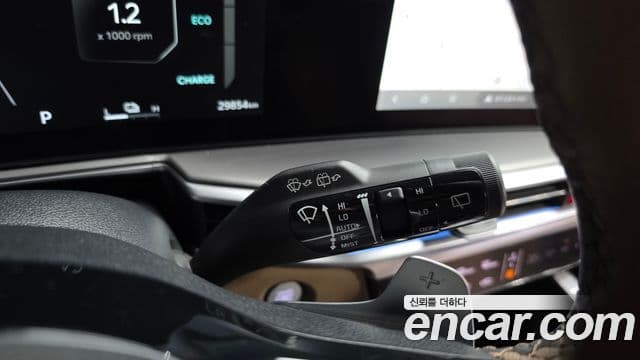 Kia Sorento 2024 — ფოტო 23/33