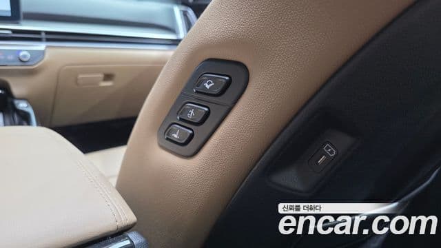 Kia Sorento 2024 — ფოტო 28/33