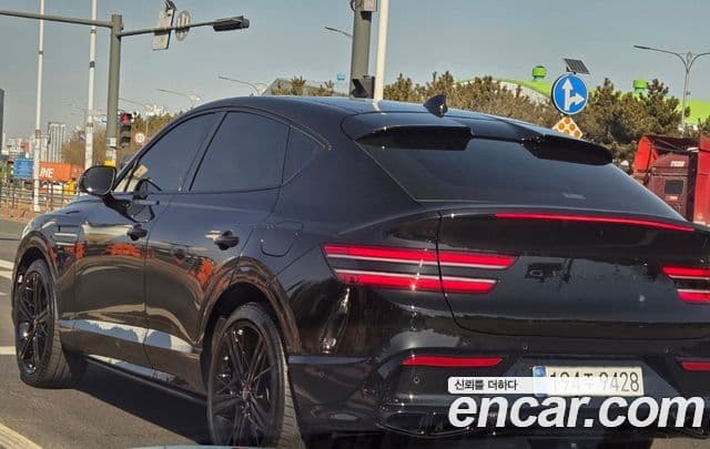 Genesis GV80 Coupe 2026 — Şəkil 19/20