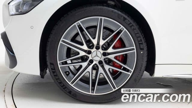 Mercedes-Benz AMG GT 2025 — Photo 4/20
