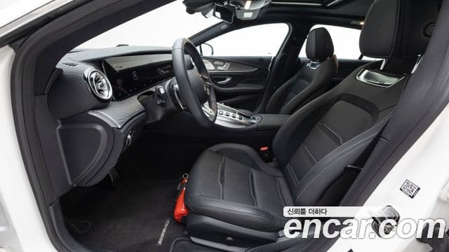 Mercedes-Benz AMG GT 2025 — Photo 16/20