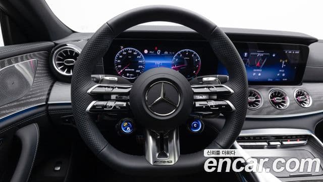 Mercedes-Benz AMG GT 2025 — Photo 15/20