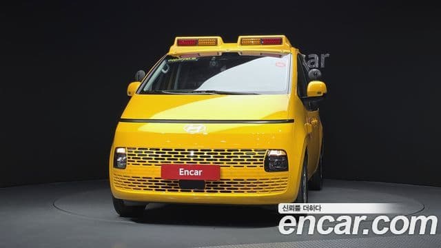 Hyundai Staria 2024 — Şəkil 3/20
