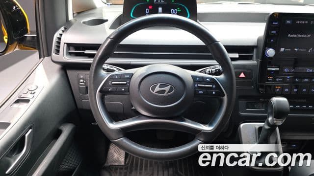Hyundai Staria 2024 — Şəkil 14/20