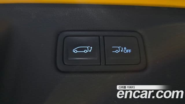 Hyundai Staria 2024 — Photo 21/33