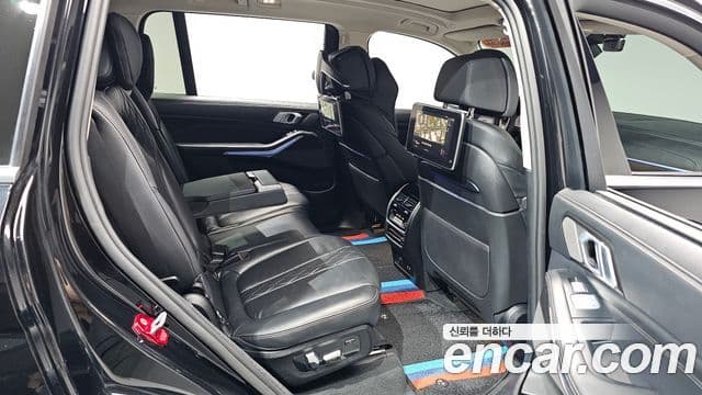BMW X7 2020 — ფოტო 10/20