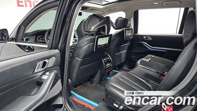 BMW X7 2020 — ფოტო 12/20