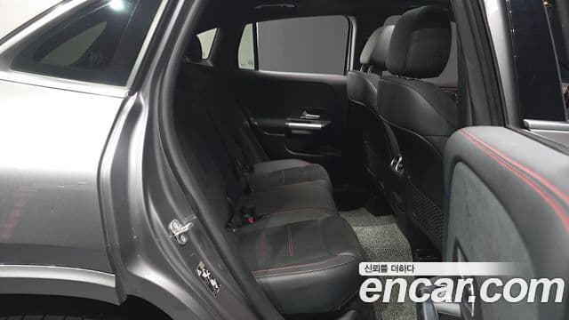 Mercedes-Benz GLA-Class 2024 — Фото 12/20