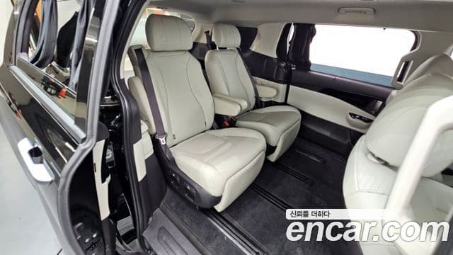 Kia Carnival 2022 — Фото 11/20