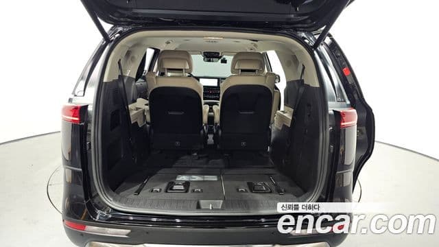 Kia Carnival 2022 — Фото 17/20
