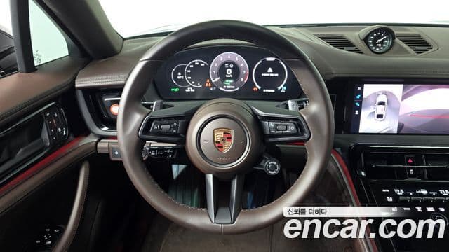 Porsche Panamera 2025 — фото 14 из 20