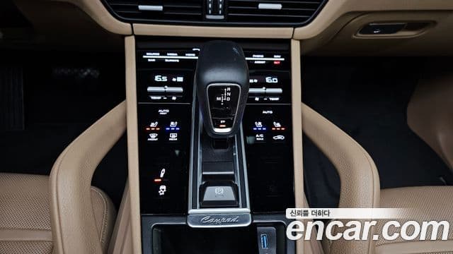 Porsche Cayenne 2019 — ფოტო 9/20