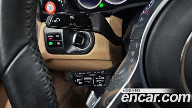 Porsche Cayenne 2019 — ფოტო 18/20