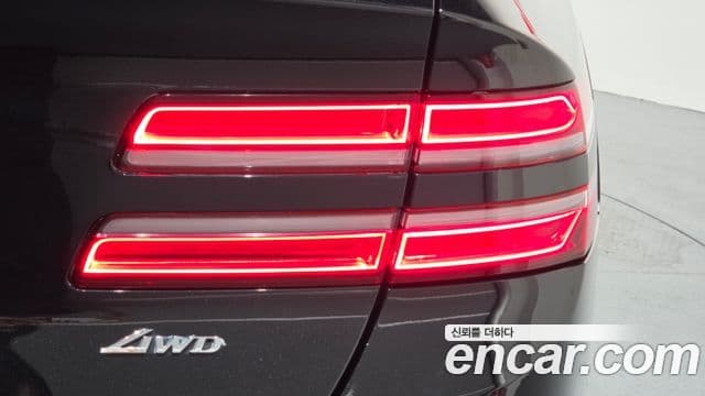 Genesis GV80 2021 — ფოტო 37/37