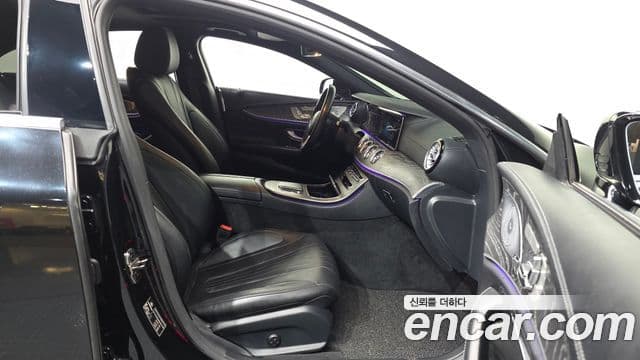 Mercedes-Benz CLS-Class 2020 — Фото 11/20